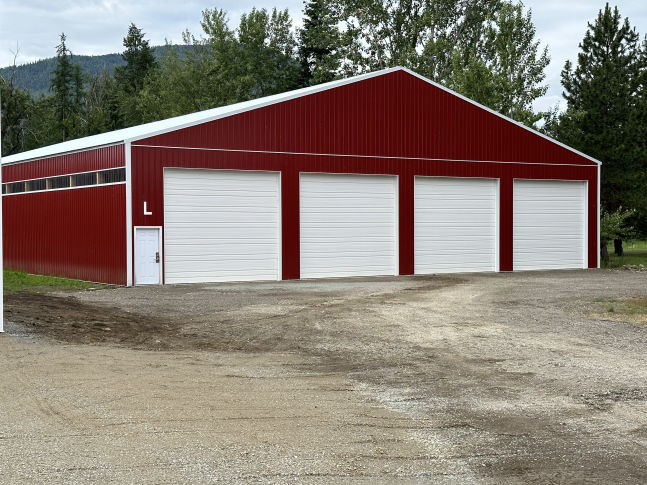 L Building - 80 x 140 concrete floor indoor boat storage